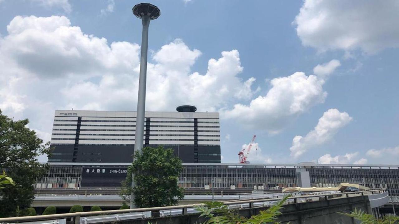 Toyoko Inn Shin-Osaka Chuo-Guchi Shinkan Exterior photo